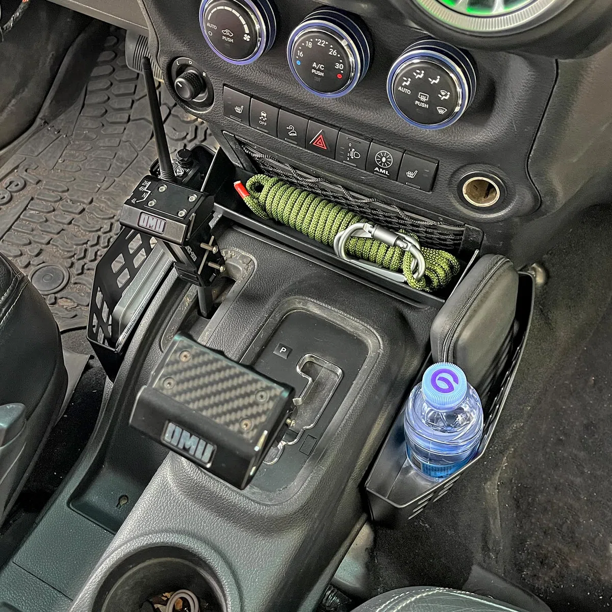 MAIKER - Scatola portaoggetti in metallo JK per console centrale di trasmissione automatica, vassoio per ingranaggi compatibile con Jeep Wrangler JK JKU 2011-2018, stile tattico