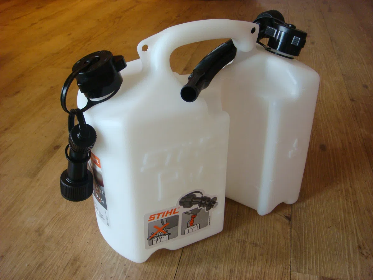 Stihl 8810120 Bidone combinato per 5L carburante e olio 3L, Trasparente