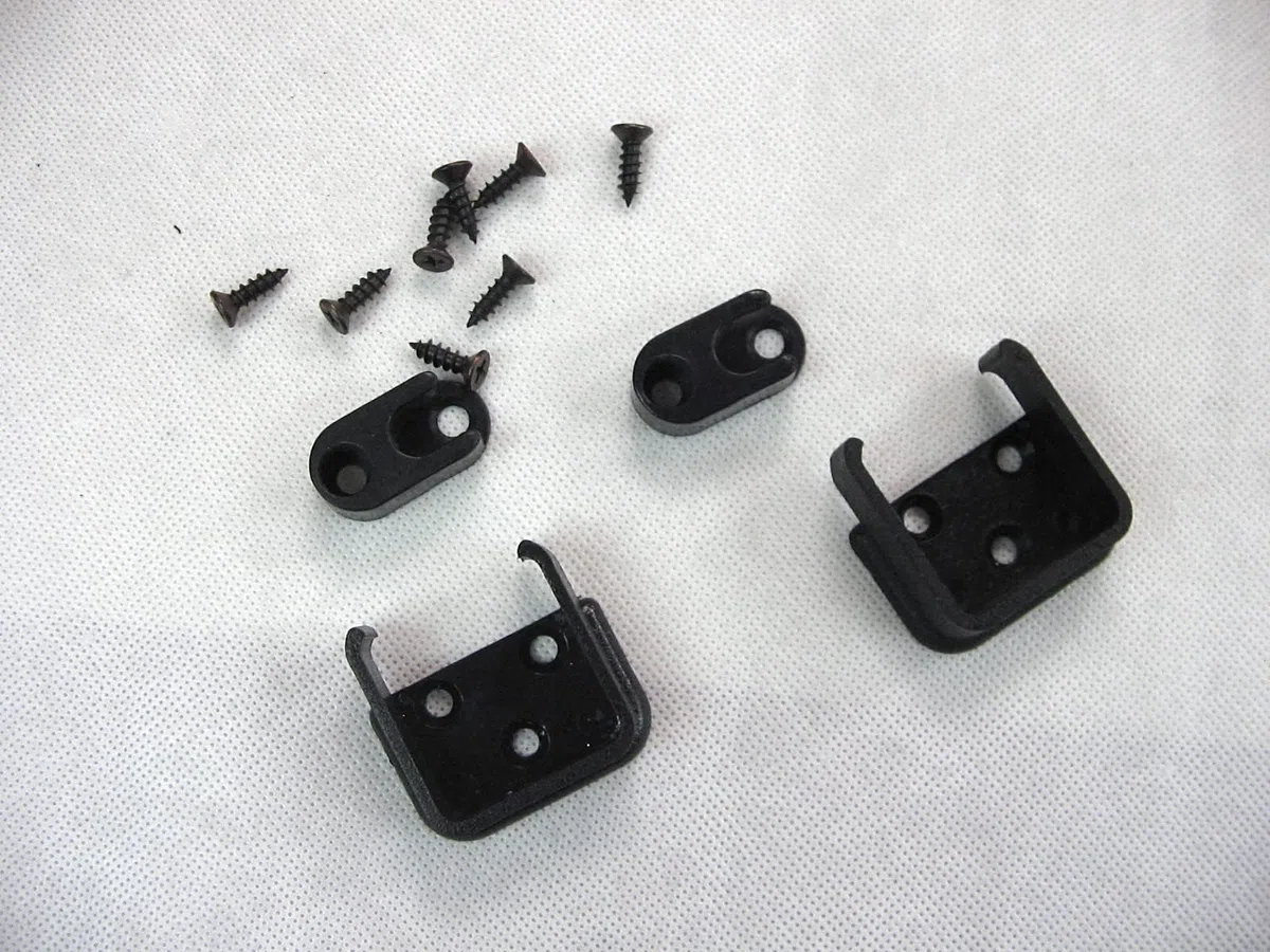 ELNas Retrattile Auto Bagagli Protezione Coperchio per Ford Escape Kuga 2020 2021, Portabagagli Posteriore Tronco Privacy Cappelliera Pacco Ripiano Cargo Cover,B Black