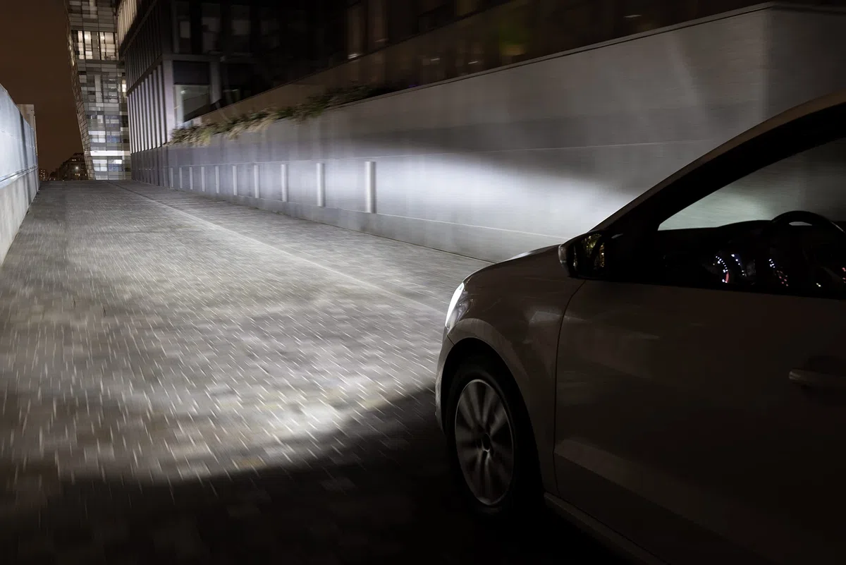 Philips Ultinon Pro3022 LED lampadina fari auto (H7), +100%, luce bianca fredda da 6.000K, confezione doppia