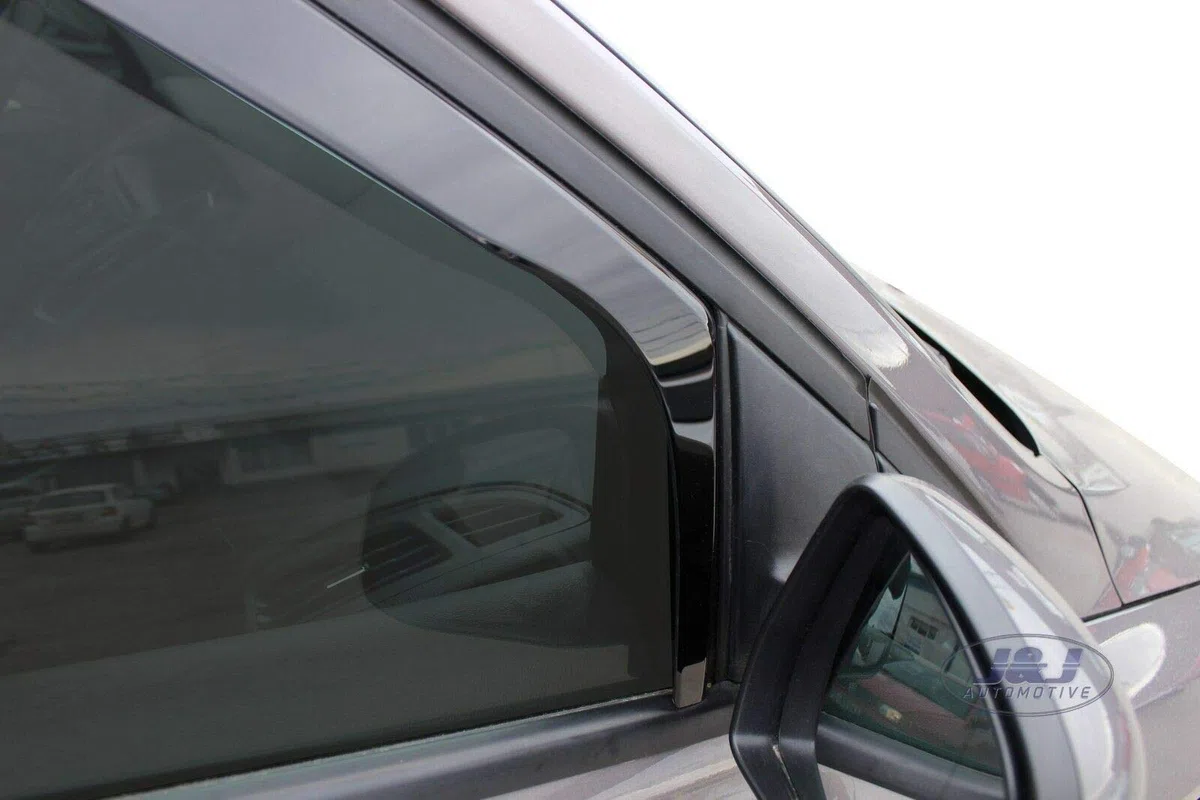 J&J AUTOMOTIVE Deflettori d'Aria per Ford Focus 3 Wagon 2010-2018, Set da 4 Pezzi, Nero Fumé Oscurato Heko