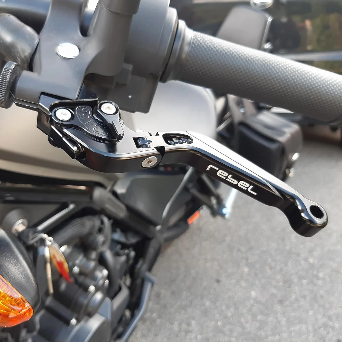 Leva del freno retrattile pieghevole Leva della frizione per Ducati Scrambler 800 icon/Next-Gen 2019-2023, Realizzato in lega di alluminio CNC (Black)