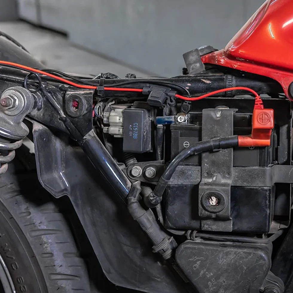 Quad Lock Adattatore Smart USB da 12V impermeabile per moto, barche e caravan